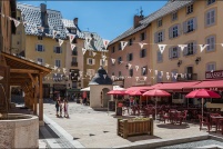 05100 - Briançon.  Place d'armes. : 05,Briançon,rue,porte,place,armes