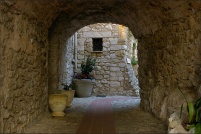 06360-Eze.