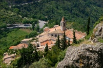 06500-Sainte-Agnès.  Le village vu de la citadelle.