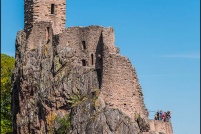 68150 - Ribeauvillé.  Ruine du château du Girsberg. : 68,Ribeauvillé,château,Guirsberg
