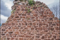 68800 - Thann.  Ruine du château d'Engelbourg « l'Œil de la Sorcière ». : 68,Thann,château,Engelbourg,Œil de la Sorcière