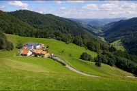 68160 Sainte-Marie-aux-Mines.  Ferme-auberge la Graine-Johé dominant la Vallée de la Liepvrette. : 68,Sainte-Marie-aux-Mines,ferme,auberge,Graine-Johé
