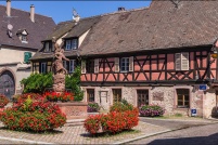 68240-Kientzheim.  Place Lt Dutilh. : 68,haut-rhin,Kientzheim,village,rempart,rue