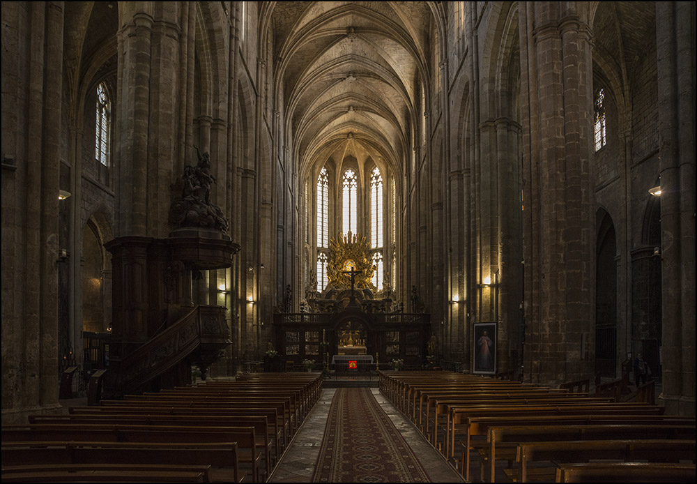 83470-Saint-Maximin-la-Sainte Baume.