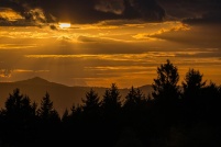 88430 - Arrentès de Corcieux.  Coucher de soleil vu de Sarifaing.
