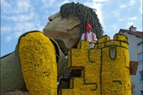 Fête des jonquilles 2011.  Les voyages de Gulliver (Les Déraillés) - Prix du Jury. : 88,Gérardmer,fête,jonquilles