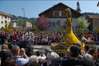 Fête des jonquilles 2011.  Une gitane. (Alain Moresi) - 9ème prix des chars moyens. : 88,Gérardmer,fête,jonquilles