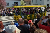 Fête des jonquilles 2011.  Nostalgie des transports en commun. (Fêtes, Loisirs, Animations, Culture du pays de Remiremont) - 7ème prix des Petits Chars. : 88,Gérardmer,fête,jonquilles